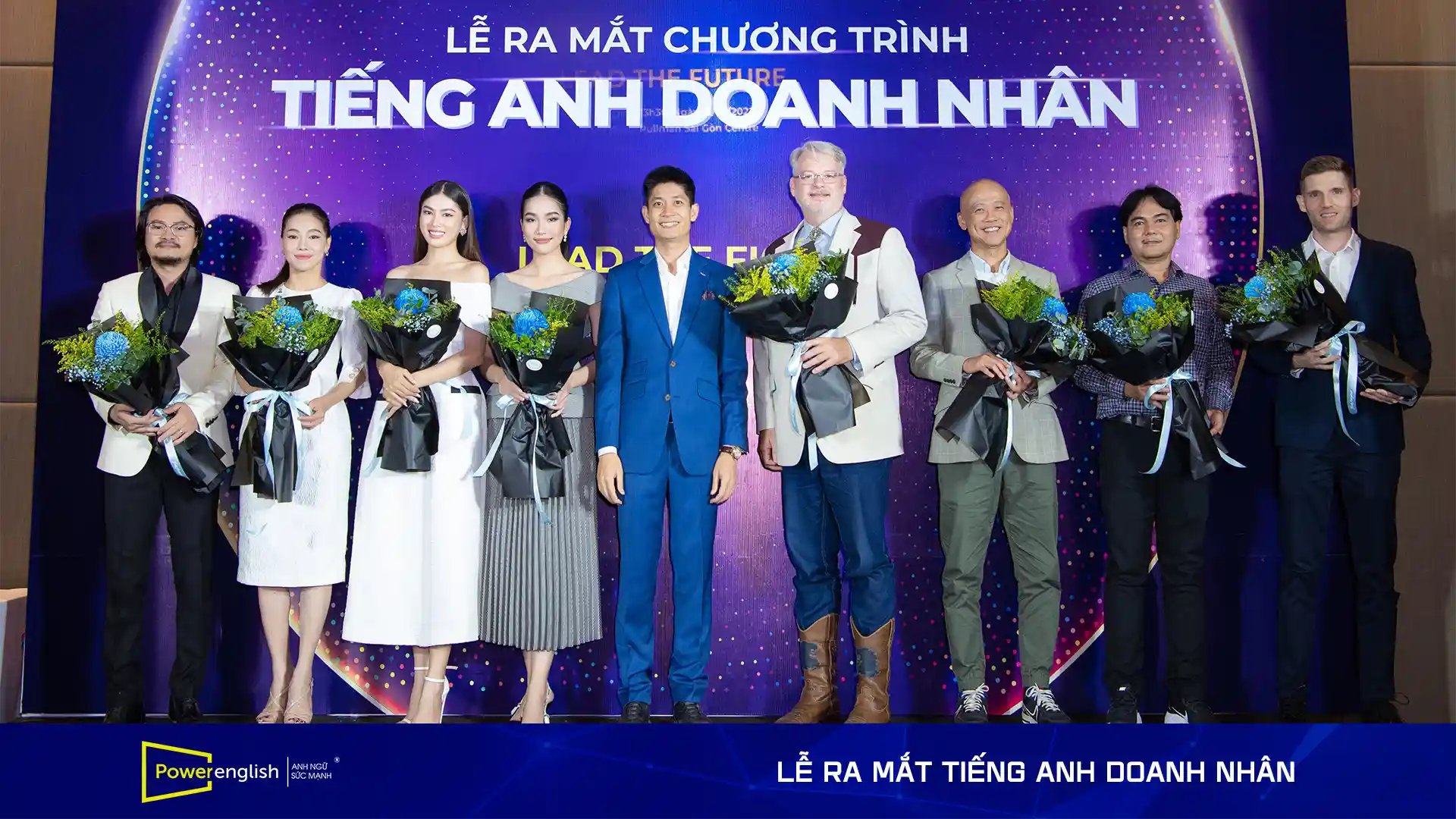 Lễ ra mắt Tiếng Anh Doanh Nhân