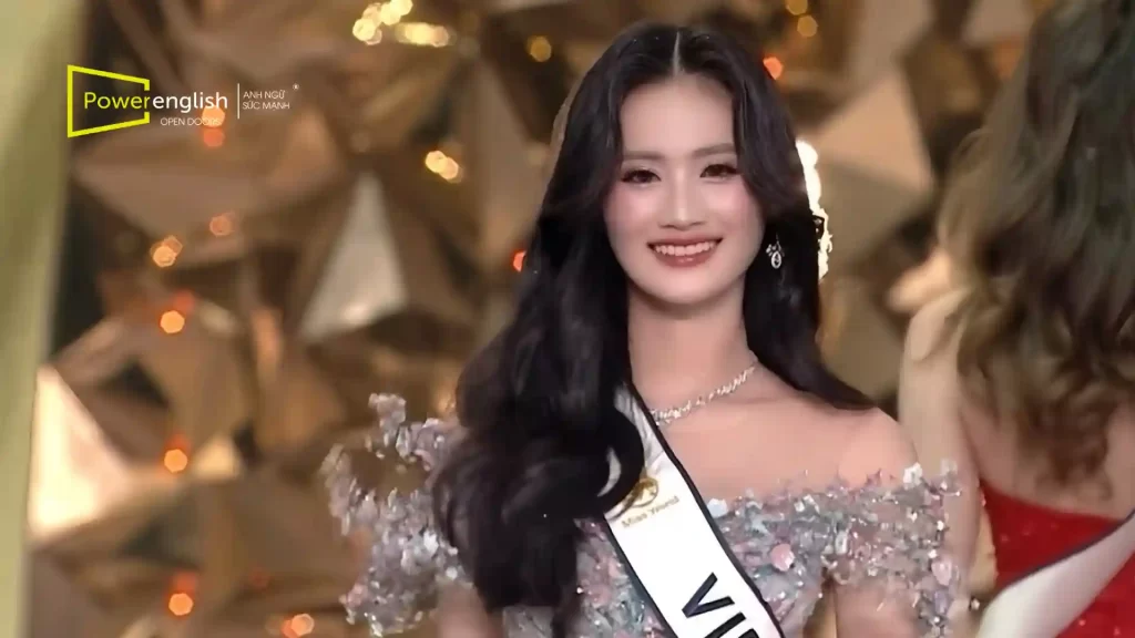 Hoa hậu Ý Nhi